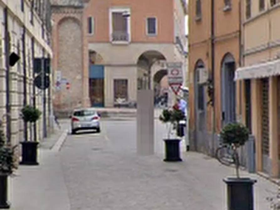 Immagine 8 di Negozio in vendita  in Via Filergiti a Forli'