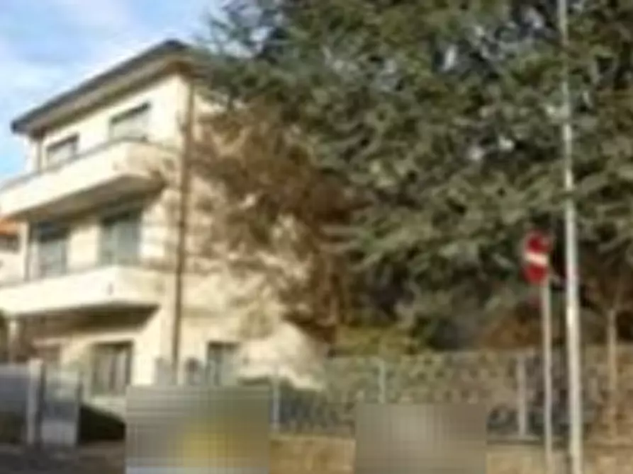 Immagine 8 di Appartamento in vendita  in Via Lario a Cantù