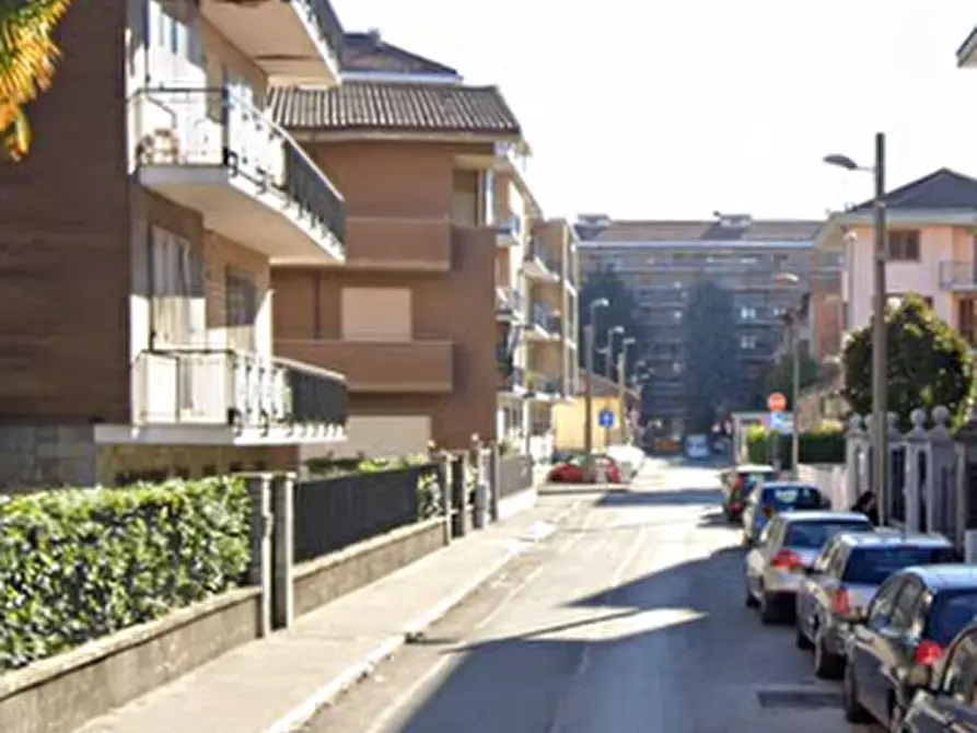 Immagine 5 di Magazzino in vendita  in Via Bolzano a Collegno