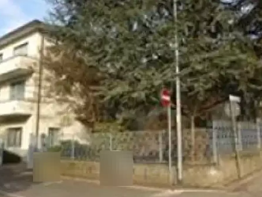 Immagine 7 di Appartamento in vendita  in Via Lario a Cantù