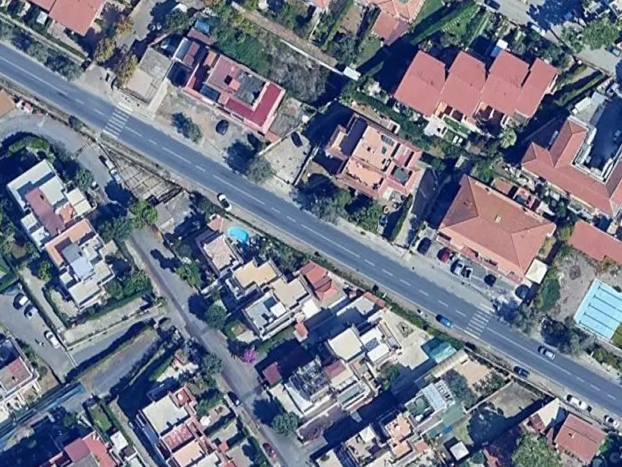 Immagine 2 di Appartamento in vendita  in Lungomare Tor San Lorenzo  a Ardea