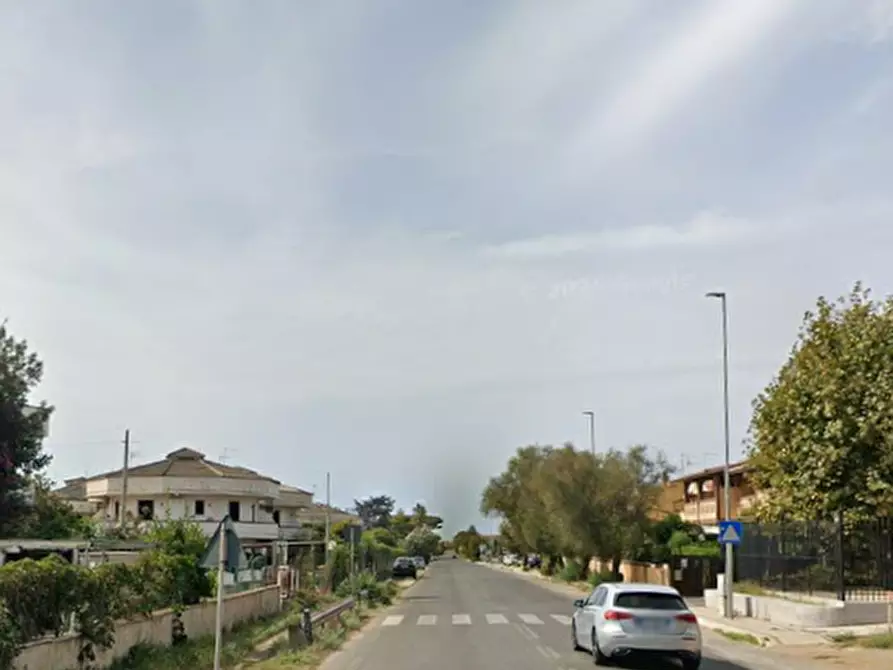 Immagine 8 di Appartamento in vendita  in Lungomare Tor San Lorenzo  a Ardea