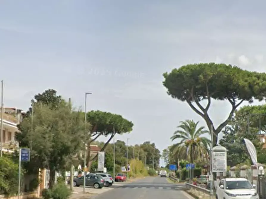 Immagine 10 di Appartamento in vendita  in Lungomare Tor San Lorenzo  a Ardea