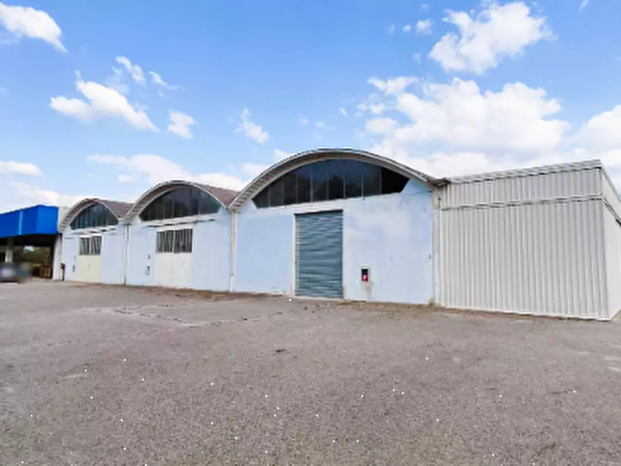 Immagine 1 di Capannone industriale in vendita  in Via Manzano a Premariacco