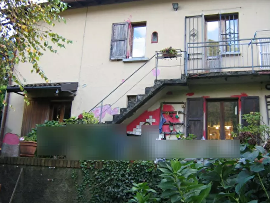 Immagine 6 di Villa in vendita  in Via Trieste a Castelmarte