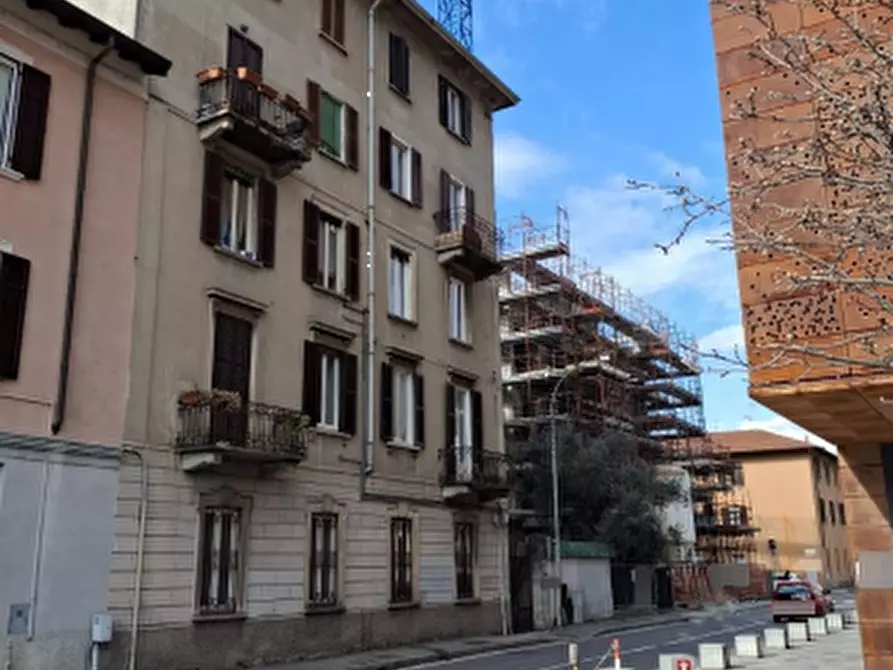 Immagine 3 di Appartamento in vendita  in Via Valleggio a Como