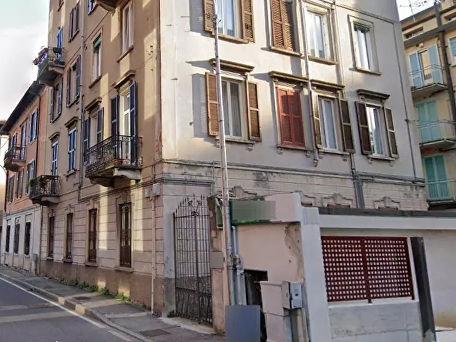 Immagine 6 di Appartamento in vendita  in Via Valleggio a Como