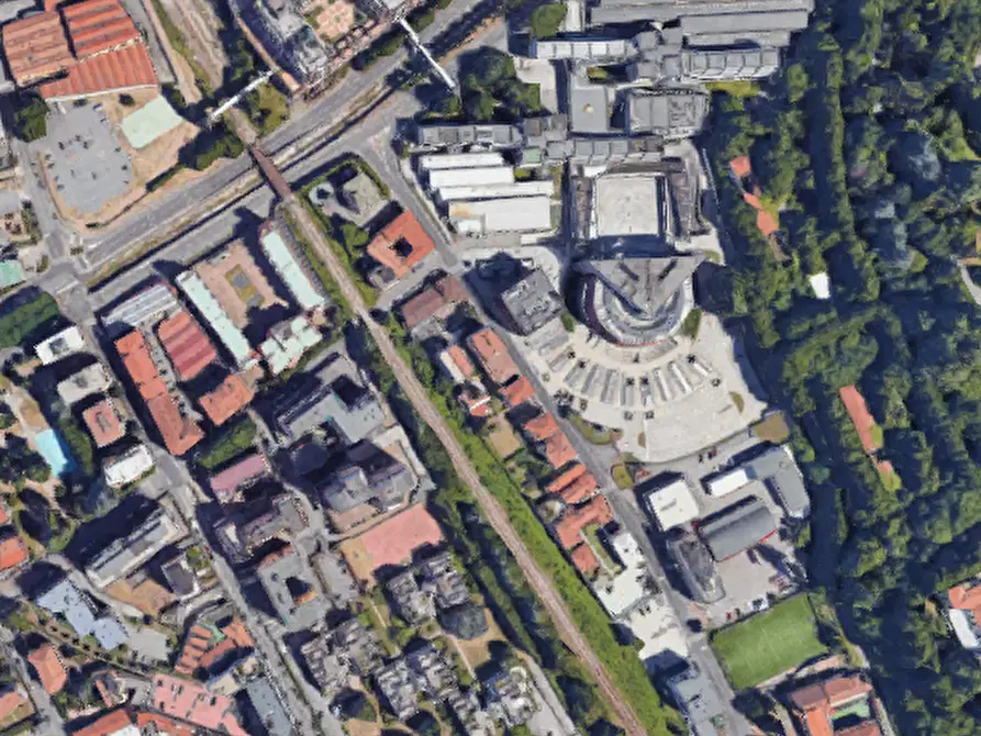 Immagine 13 di Appartamento in vendita  in Via Valleggio a Como