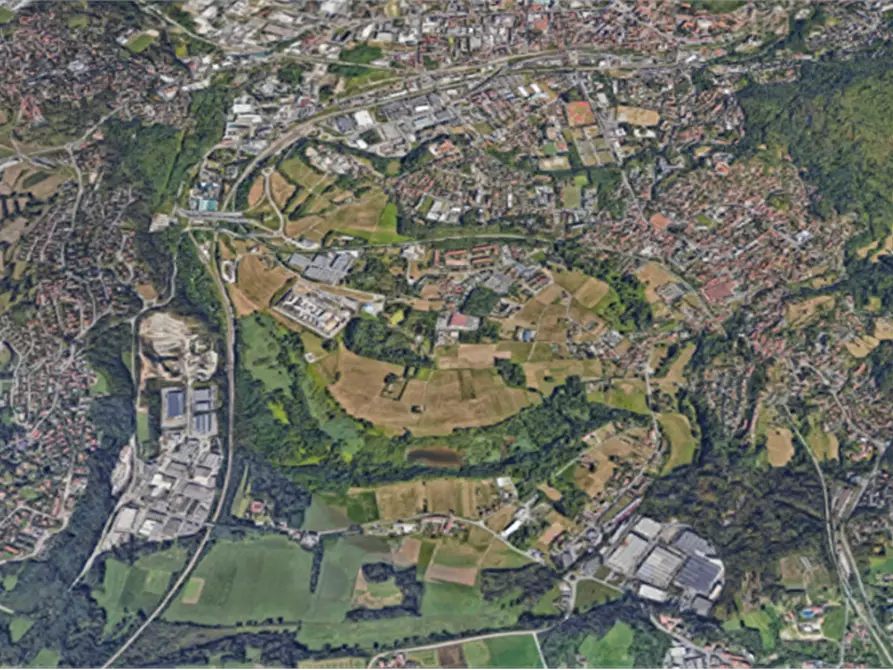 Immagine 17 di Terreno agricolo in vendita  in Via Cesare Barzaghi a Como