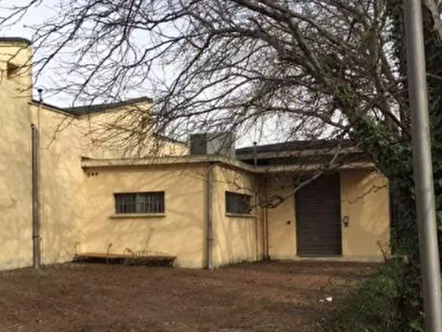 Immagine 15 di Capannone industriale in vendita  in Via Vittorio Veneto a Villa Guardia