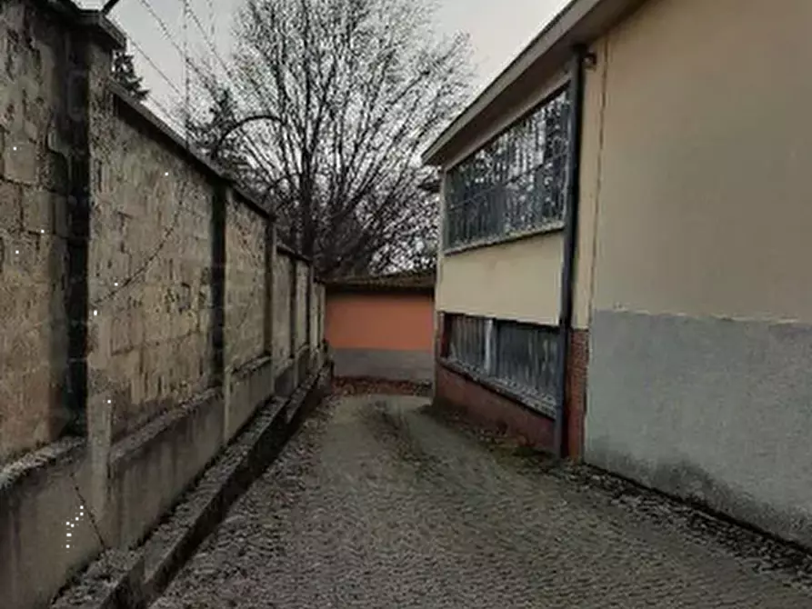 Immagine 17 di Capannone industriale in vendita  in Via Vittorio Veneto a Villa Guardia