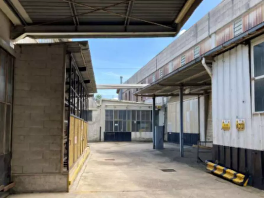 Immagine 11 di Capannone industriale in vendita  in Via Don Satiro Stucchi a Valgreghentino