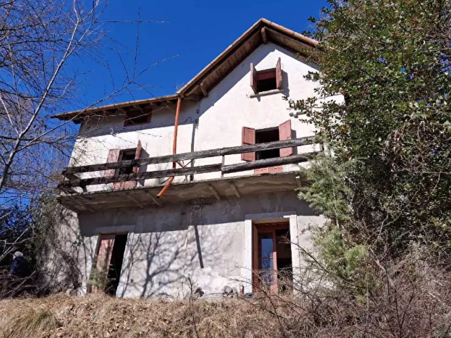 Immagine 1 di Villa in vendita  in Localita' Ponte  a Plesio