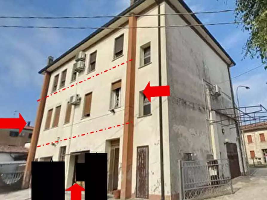 Immagine 2 di Appartamento in vendita  in Piazza San Sebastiano a Badia Polesine