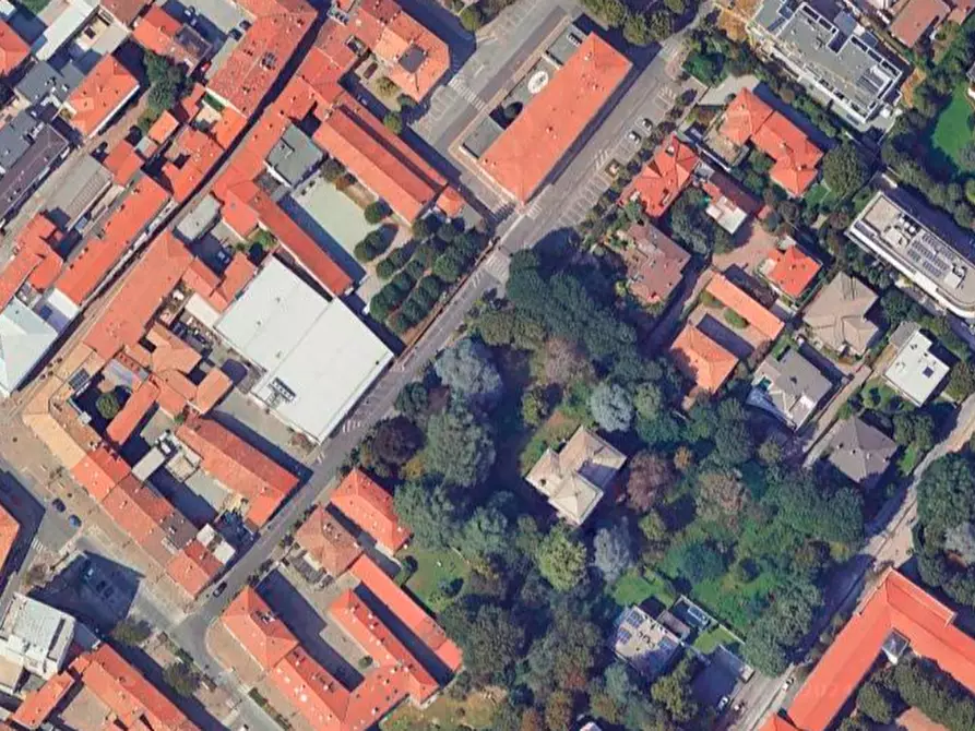 Immagine 22 di Villa in vendita  in Via Emanuele D'Adda a Mariano Comense