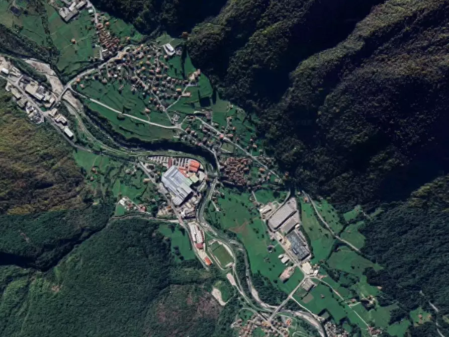 Immagine 11 di Appartamento in vendita  in Via Provinciale Bindo a Cortenova