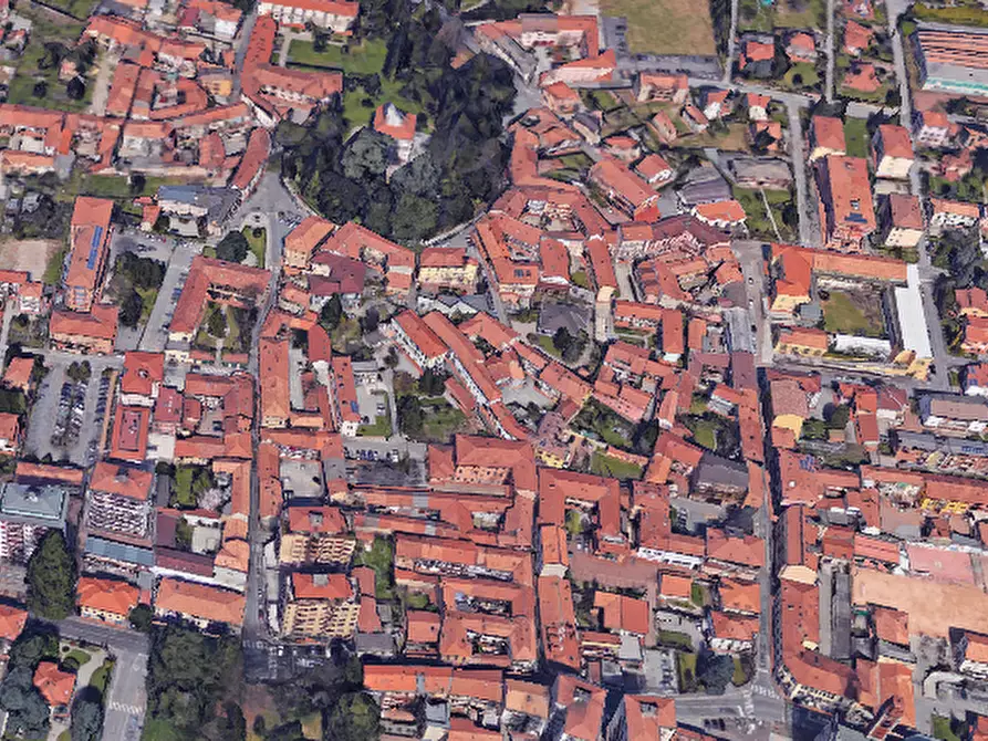 Immagine 12 di Negozio in vendita  in Via Parini a Olgiate Comasco