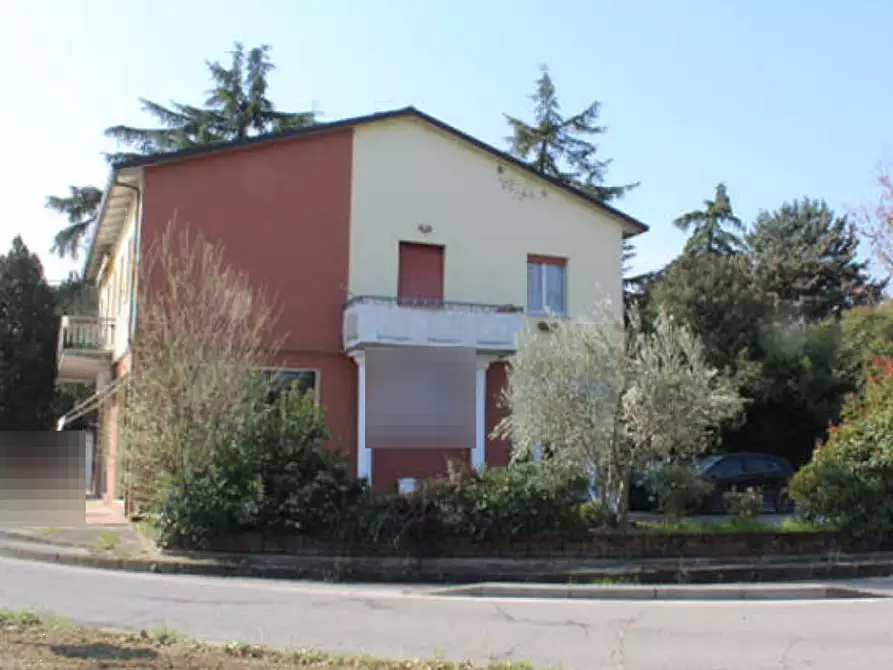 Immagine 3 di Negozio in vendita  in Via dell'Appennino a Forli'