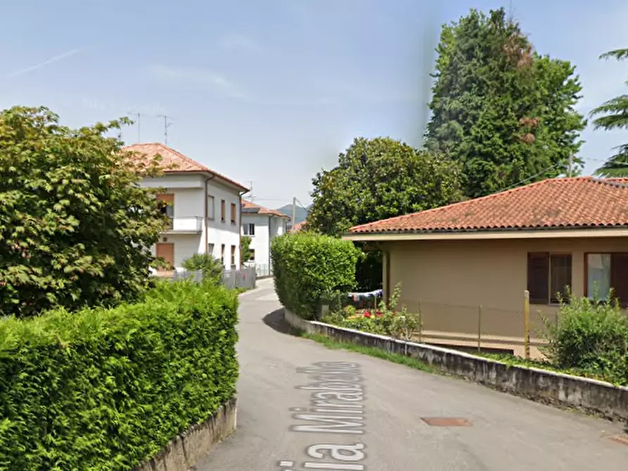 Immagine 20 di Porzione di casa in vendita  in Via Trafoi a Varese