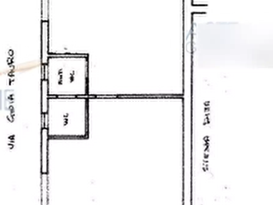 Immagine 10 di Negozio in vendita  in Via Gioia Tauro a Roma