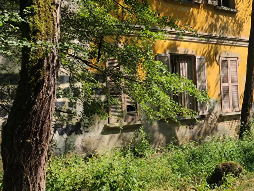Immagine 4 di Stabile in vendita  in Strada Vicinale dei Mulini Bianchi  a Cairate