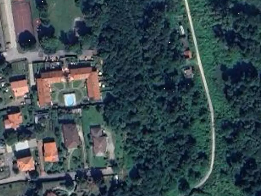 Immagine 6 di Appartamento in vendita  in Via De Amicis  a Varano Borghi