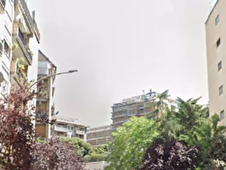 Immagine 6 di Appartamento in vendita  in Via Giacomo Trevis a Roma