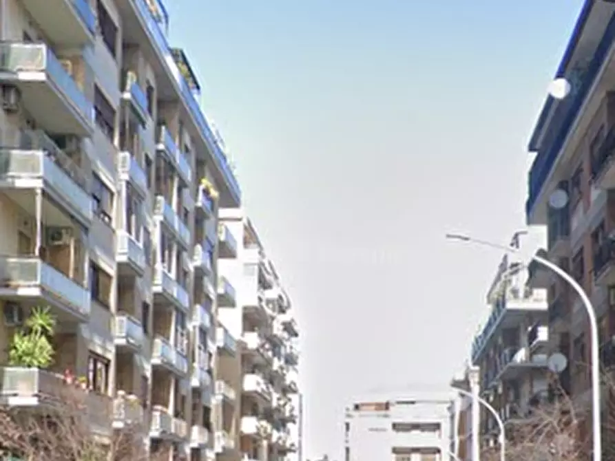 Immagine 7 di Appartamento in vendita  in Via Giacomo Trevis a Roma