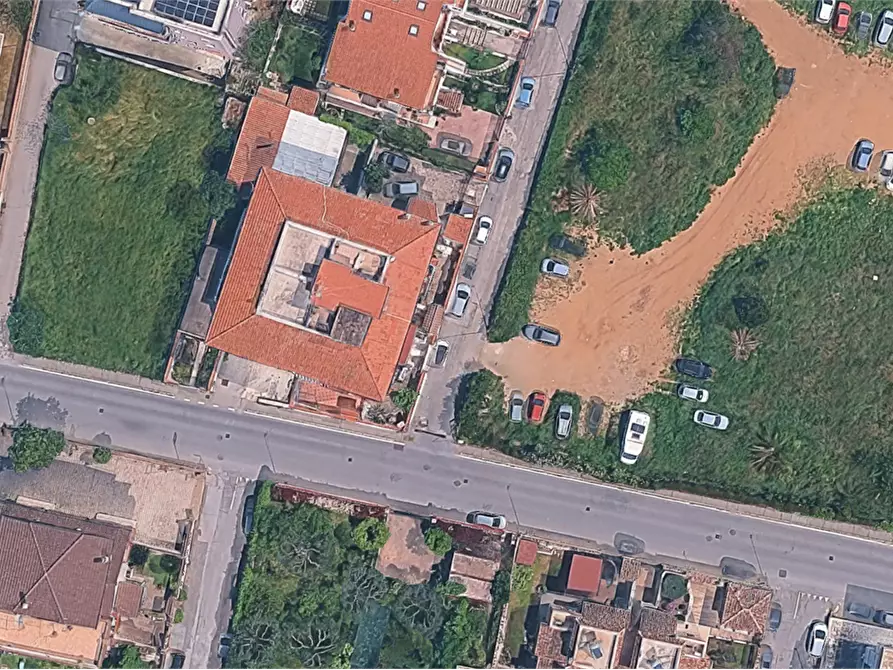 Immagine 8 di Negozio in vendita  in Via di Dragone a Roma