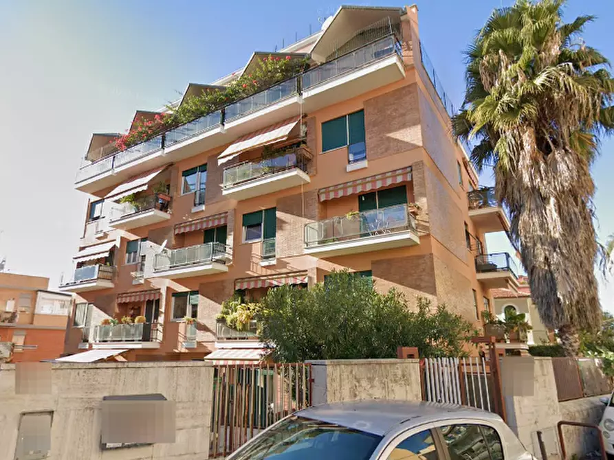 Immagine 16 di Appartamento in vendita  in Via Clemente IX a Roma