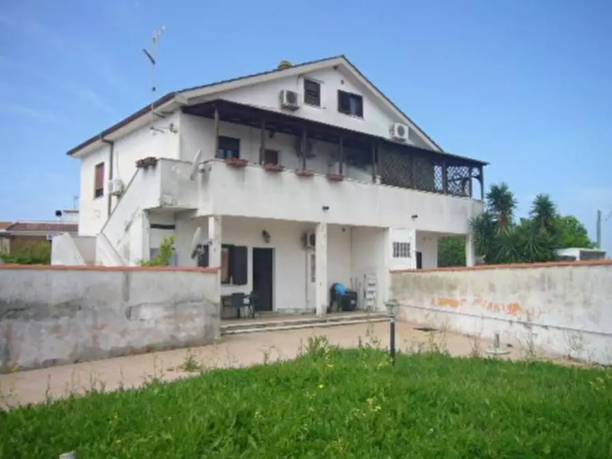 Immagine 3 di Appartamento in vendita  in Via Rimini a Ardea