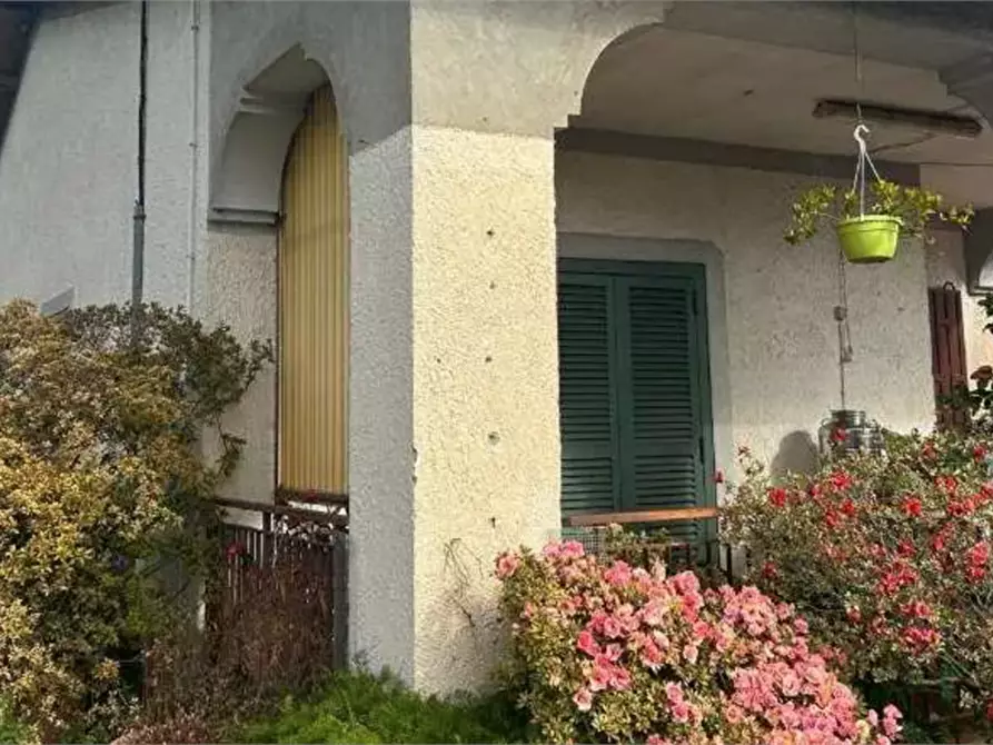 Immagine 3 di Villa in vendita  in Via Appia Sud a Velletri