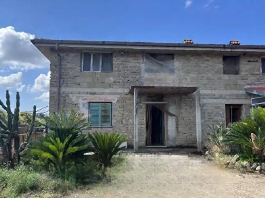 Immagine 1 di Villa in vendita  in Via Mediana Bonifica a Lanuvio