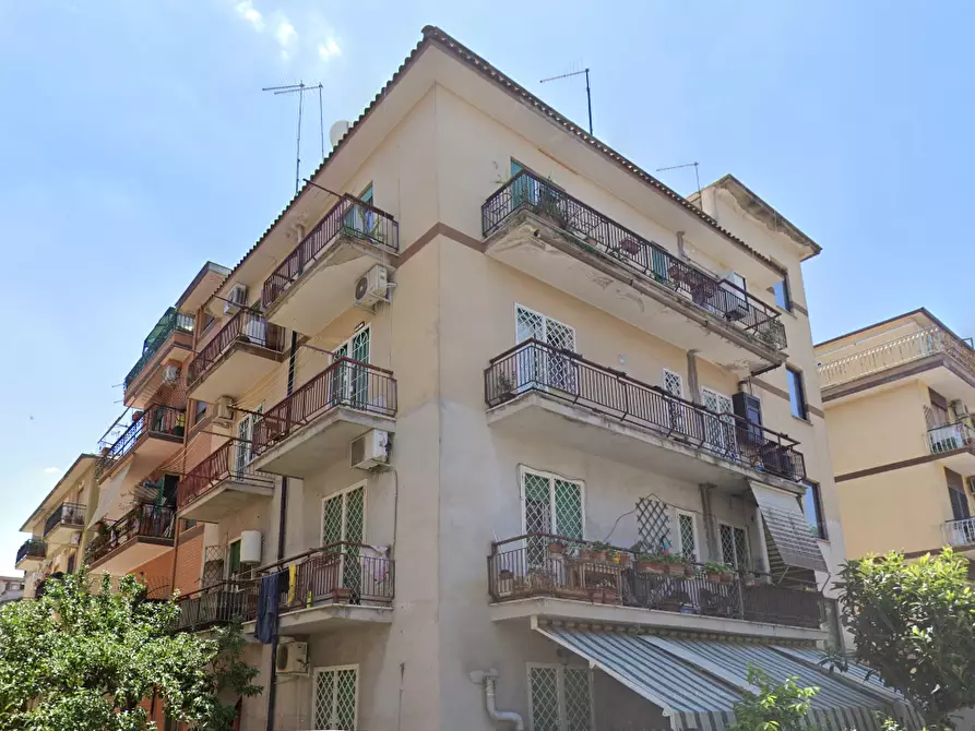 Immagine 8 di Appartamento in vendita  in Via Anchise a Roma
