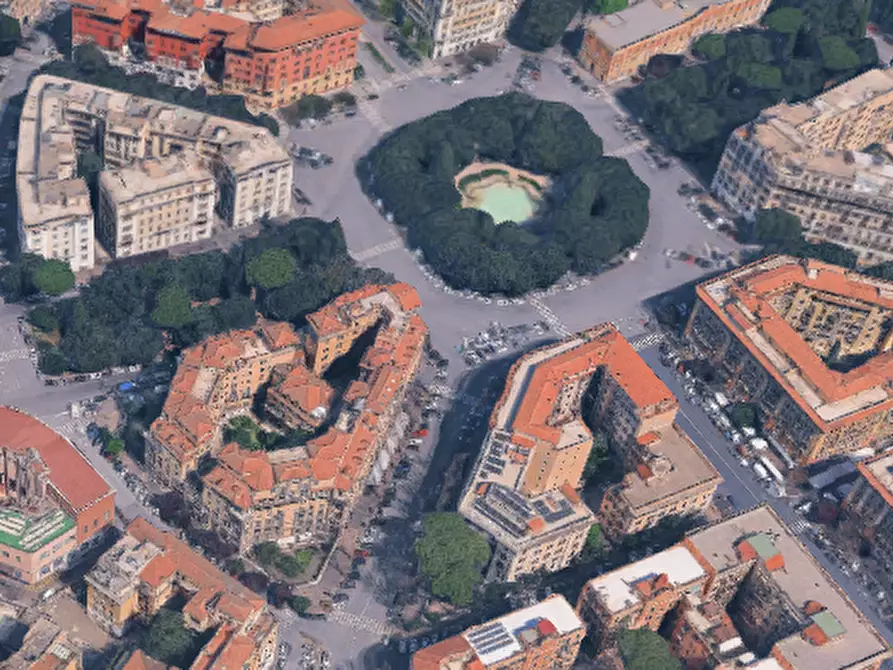 Immagine 9 di Garage in vendita  in Via Giuseppe Mazzini  a Roma