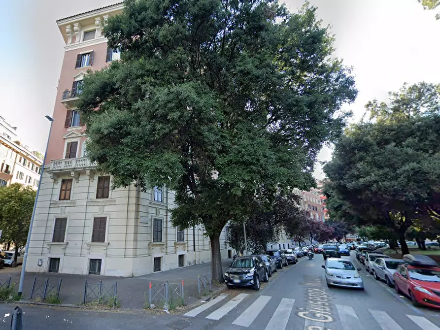 Immagine 10 di Appartamento in vendita  in Via Giuseppe Mazzini  a Roma