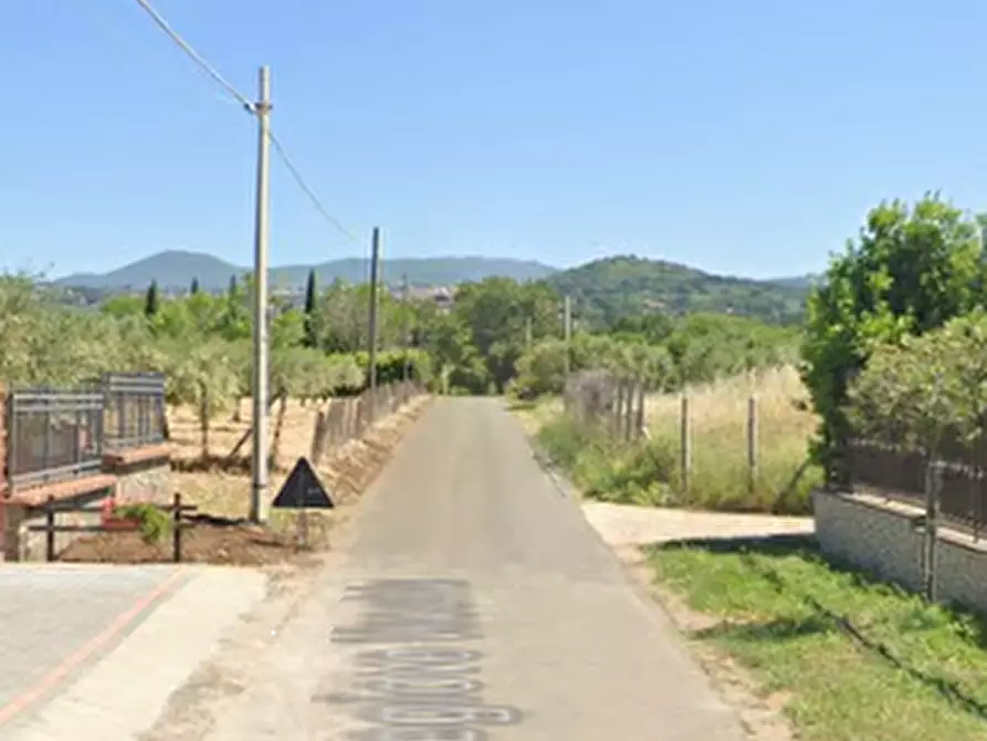 Immagine 17 di Casa bifamiliare in vendita  in Via Montegiove Vecchio a Lanuvio