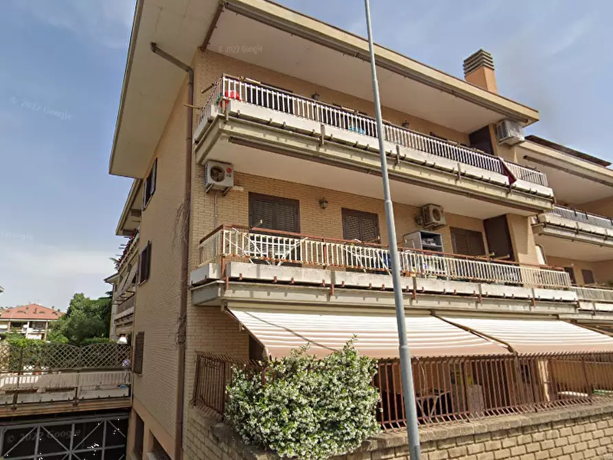 Immagine 12 di Appartamento in vendita  in Via Lavinio a Albano Laziale