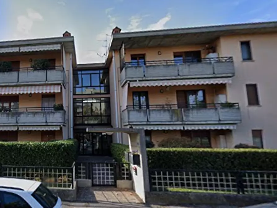 Immagine 21 di Appartamento in vendita  in Via L. Cherubini a Dalmine