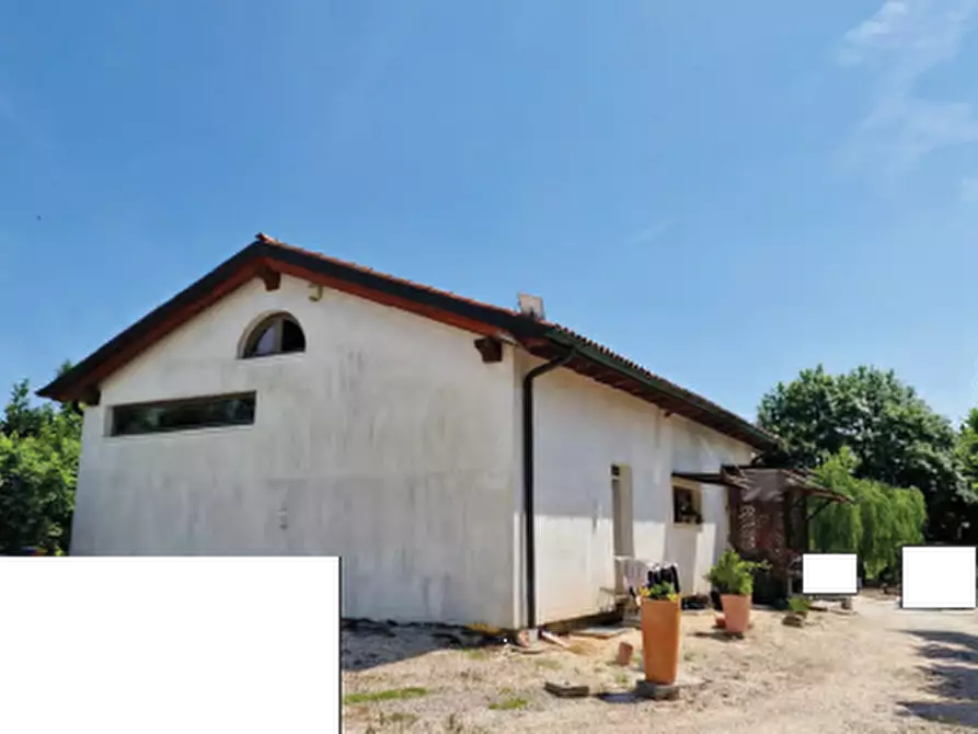 Immagine 4 di Villa in vendita  in Via Trento Trieste a Roncade