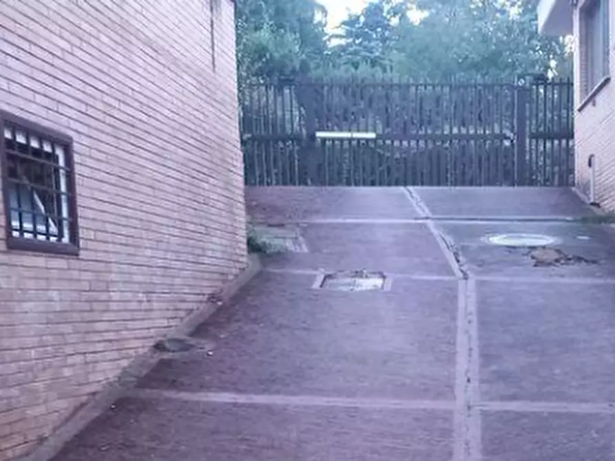 Immagine 9 di Appartamento in vendita  in Via di Mezzocammino  a Roma