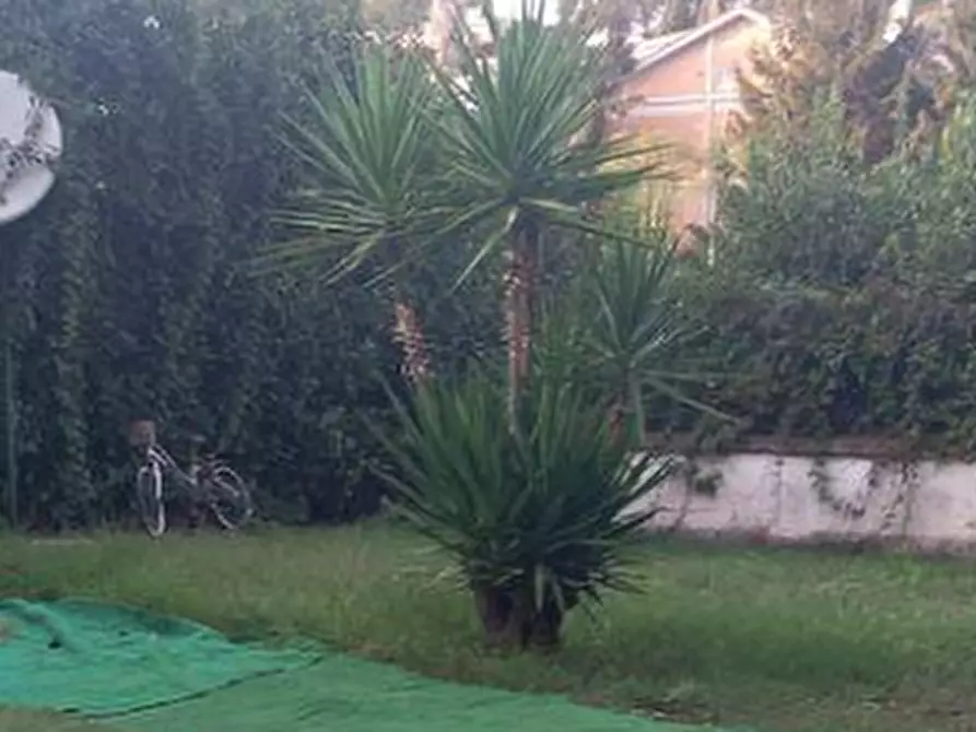 Immagine 6 di Appartamento in vendita  in Via di Mezzocammino  a Roma