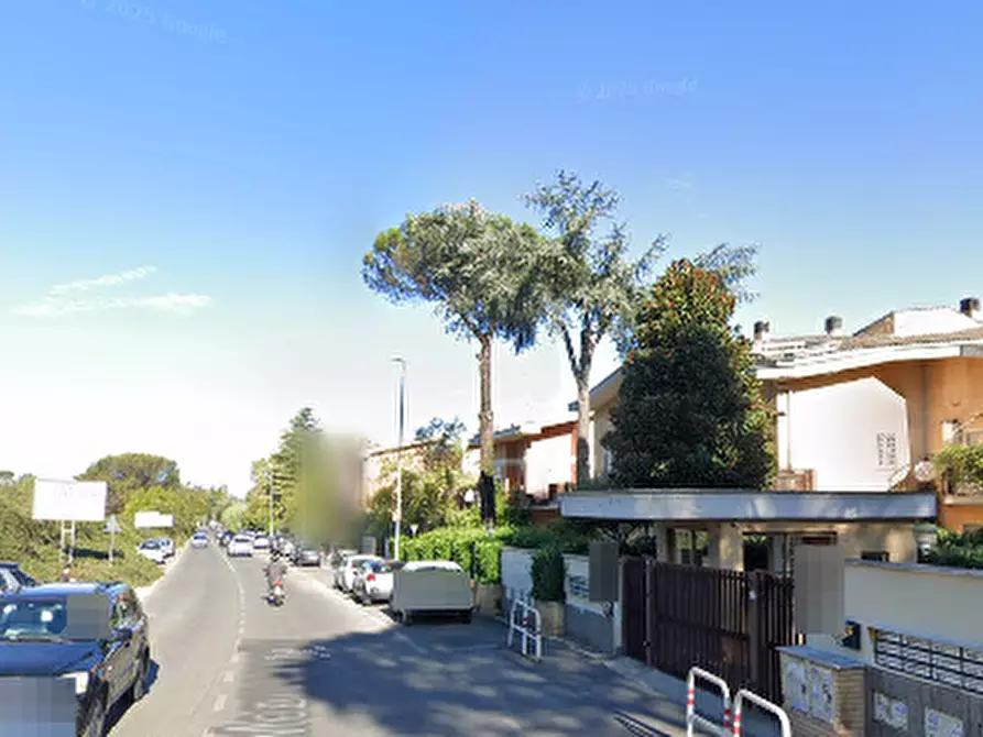 Immagine 12 di Appartamento in vendita  in Via di Mezzocammino  a Roma
