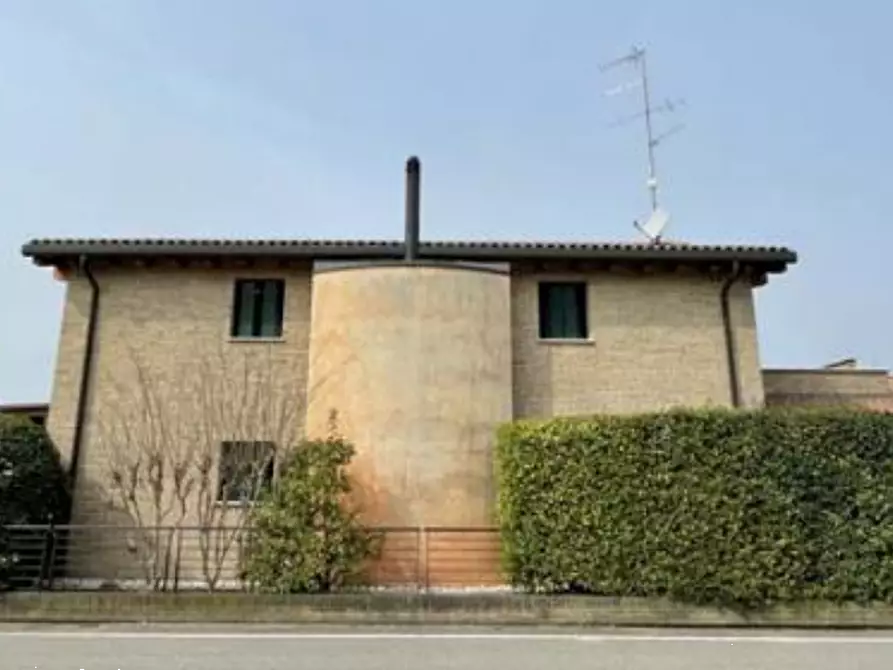Immagine 2 di Porzione di casa in vendita  in Via Chiodo  a Salgareda