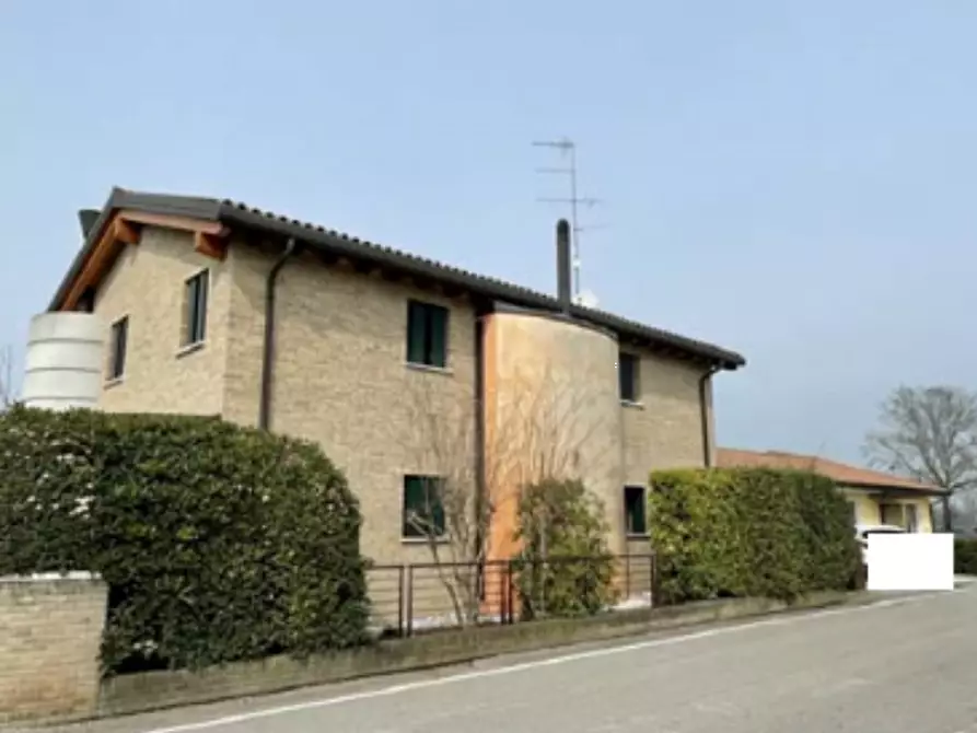 Immagine 3 di Porzione di casa in vendita  in Via Chiodo  a Salgareda