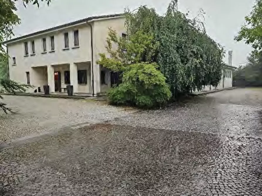 Immagine 1 di Capannone industriale in vendita  in Via Brigata Campania a Crocetta Del Montello