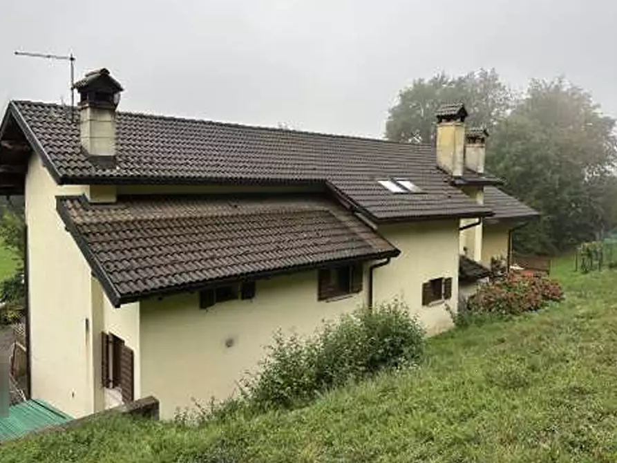 Immagine 2 di Casa indipendente in vendita  in Via Laste a Limana