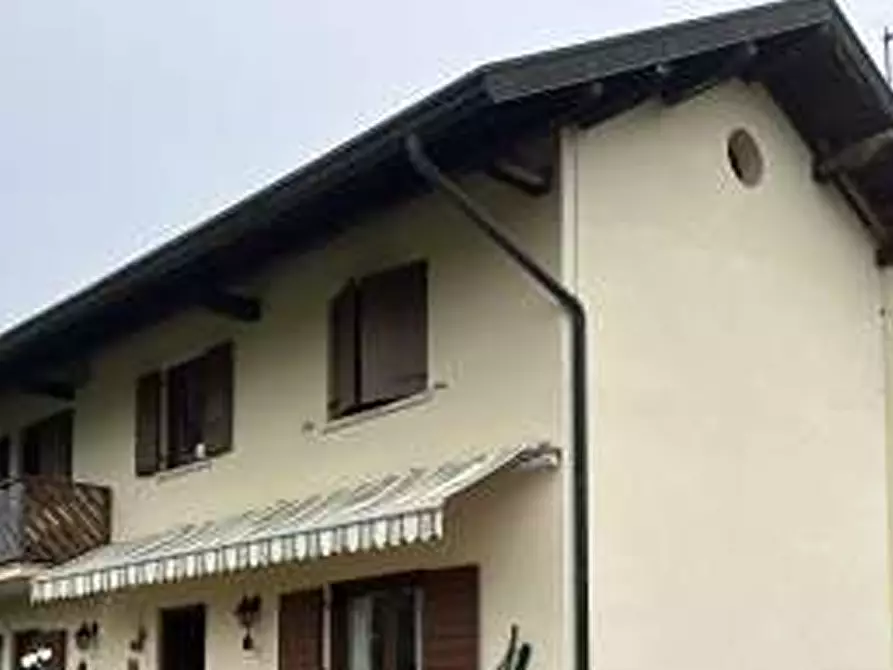 Immagine 17 di Casa indipendente in vendita  in Via Laste a Limana