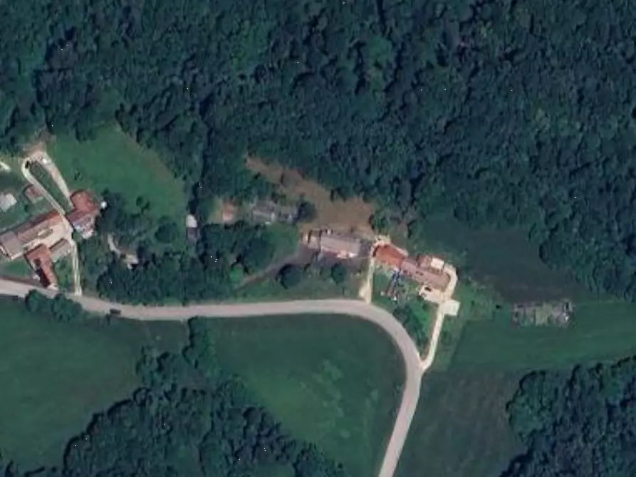 Immagine 25 di Casa indipendente in vendita  in Via Laste a Limana