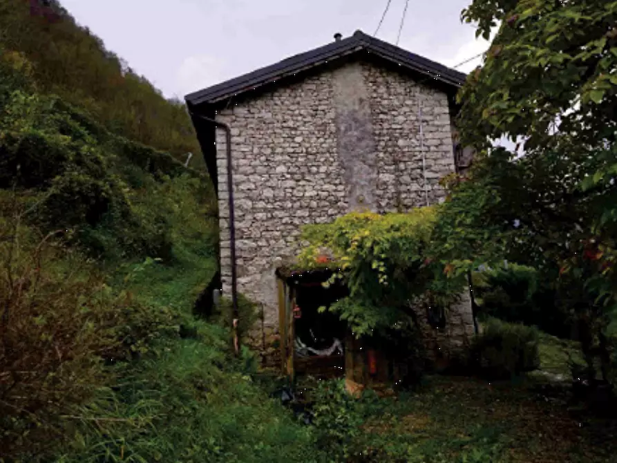 Immagine 4 di Casa indipendente in vendita  in Frazione Anzù a Feltre
